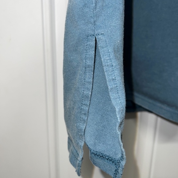 Oddy boxy oversized blue tshirt, with leopard stars, size M - Picture 5 of 7